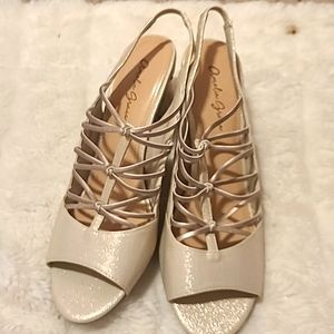 Sparkly dress shoes
